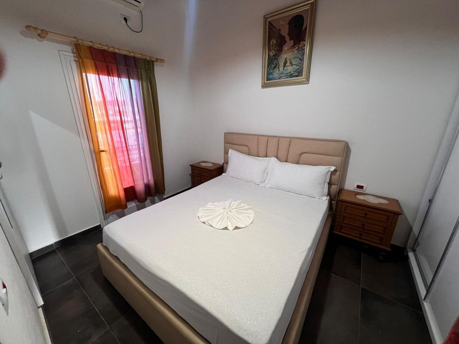 Guest Rooms Arbri Vlorë Exterior foto