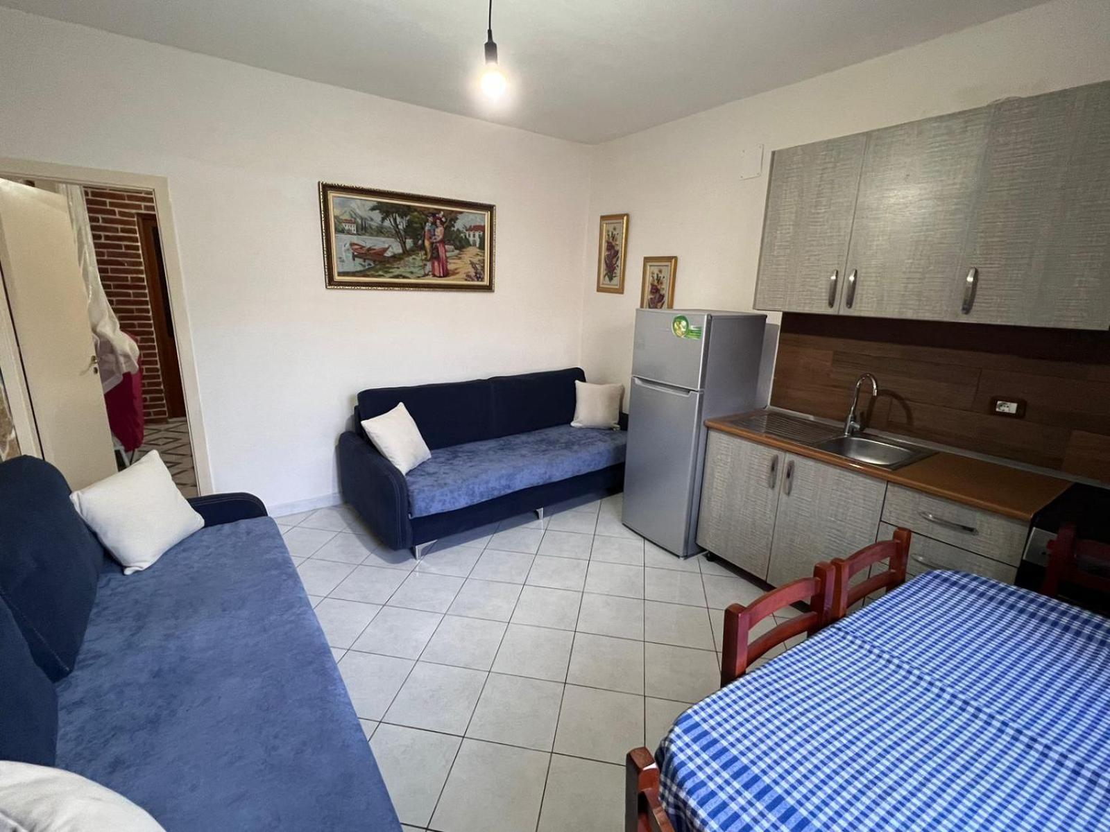 Guest Rooms Arbri Vlorë Exterior foto